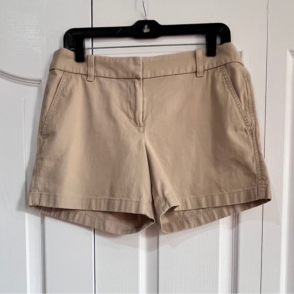 J. Crew Factory 5” inseam tan khaki shorts size 6